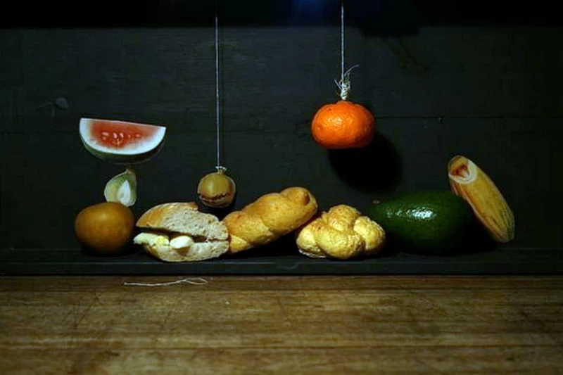 Natura morta con pane e frutta